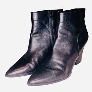 Nine West Black Leather Bootie with block heel Size 9 1/2